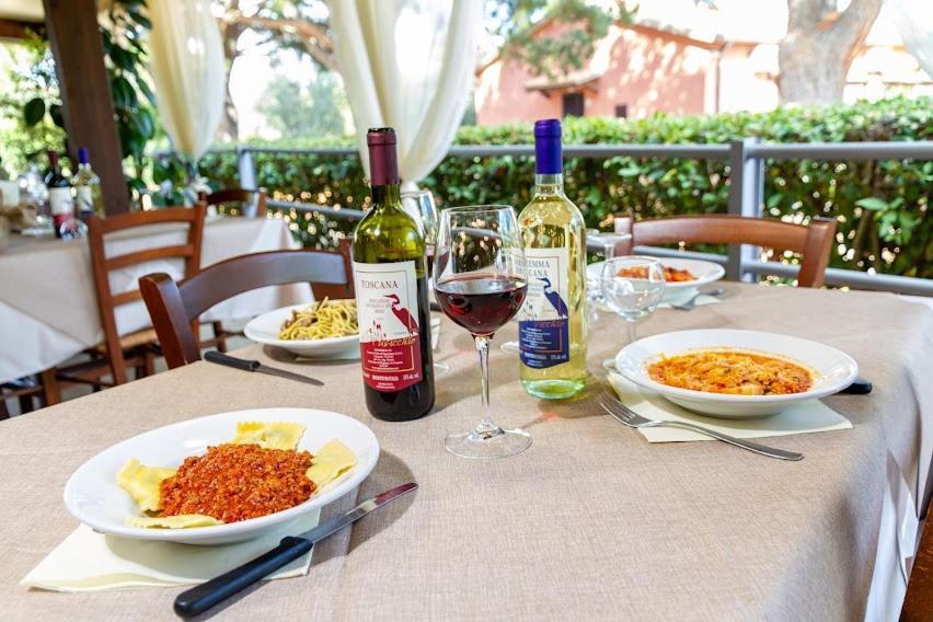 Agriturismo Fusini Magliano in Toscana Exterior foto